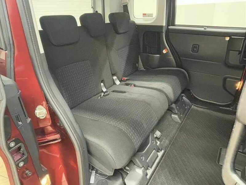 ROOMY-5