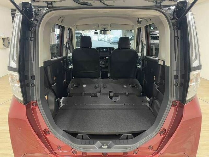 ROOMY-12