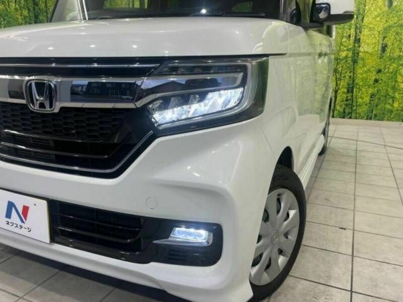 N BOX CUSTOM-12