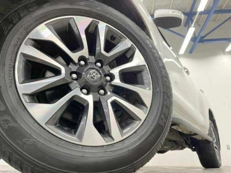 LAND CRUISER PRADO-13