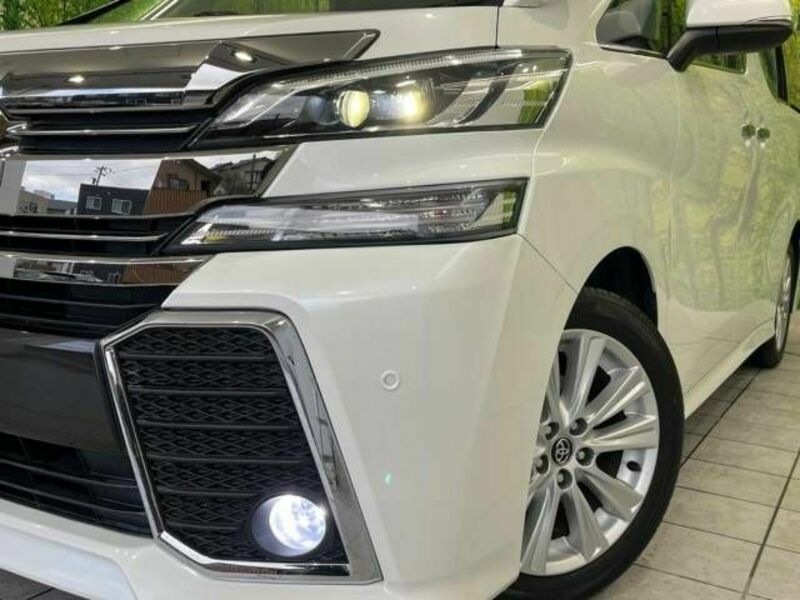 VELLFIRE-12