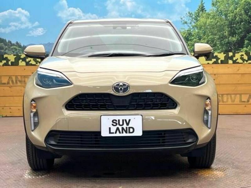YARIS CROSS-14