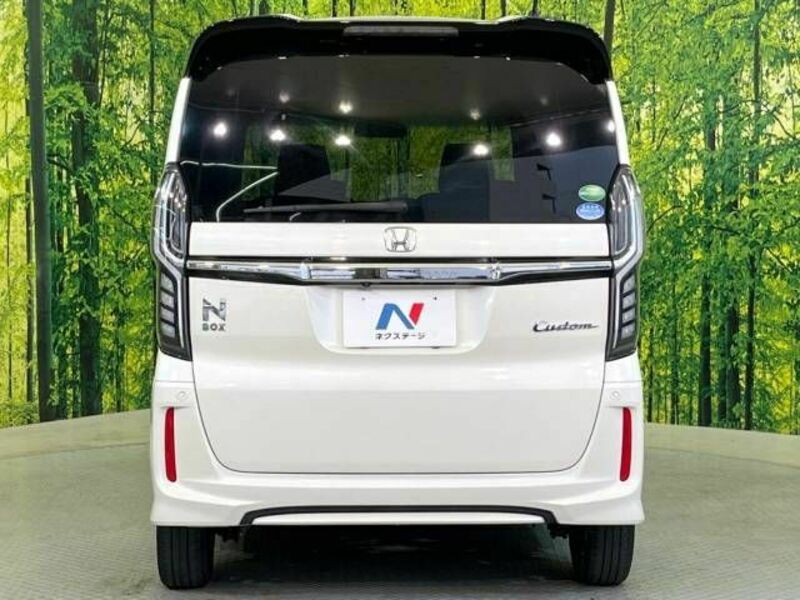 N BOX CUSTOM-14