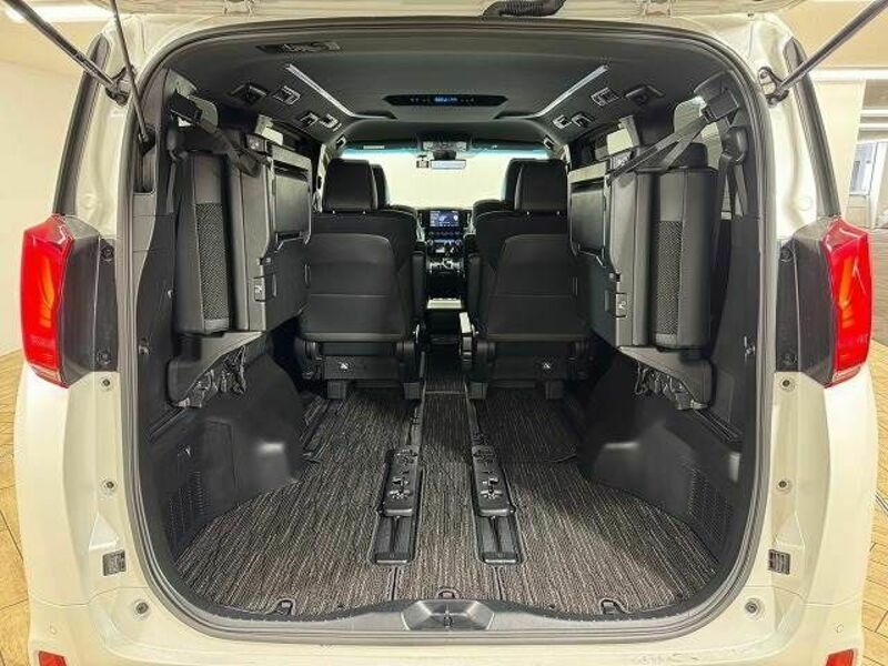 ALPHARD-12