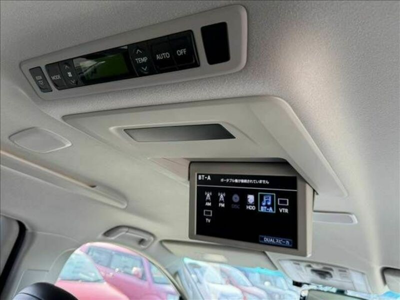 VELLFIRE-6