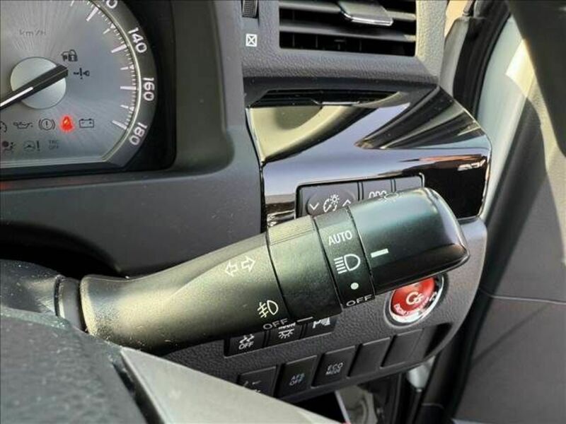 VELLFIRE-27