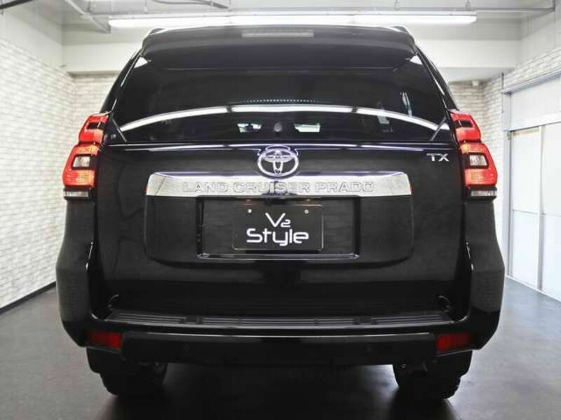 LAND CRUISER PRADO-2