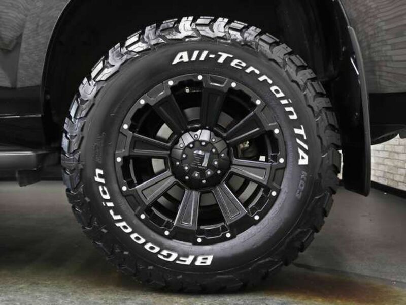 LAND CRUISER PRADO-12