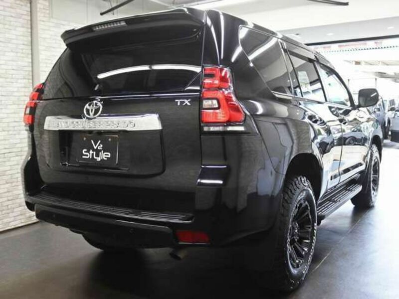 LAND CRUISER PRADO-15