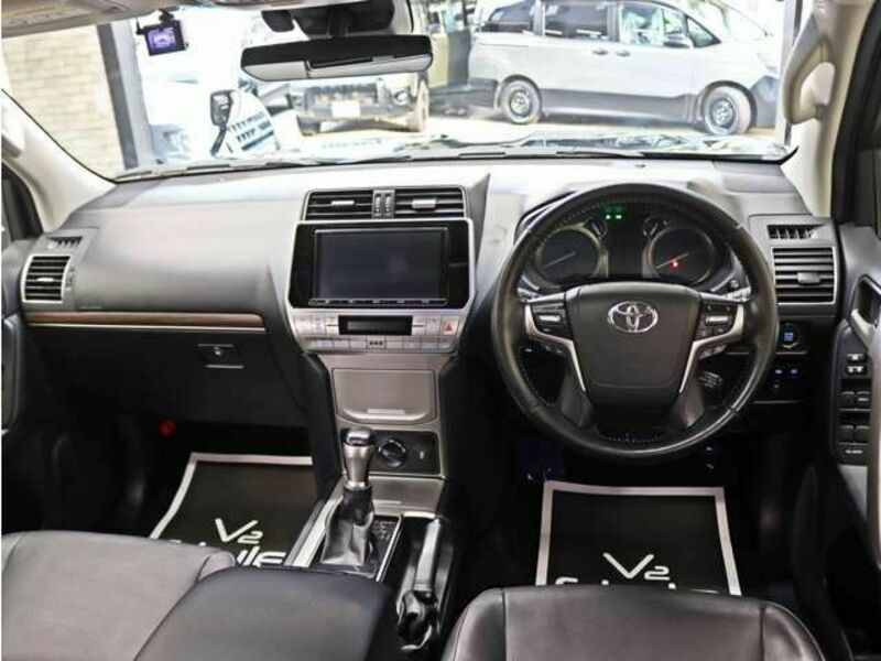 LAND CRUISER PRADO-19