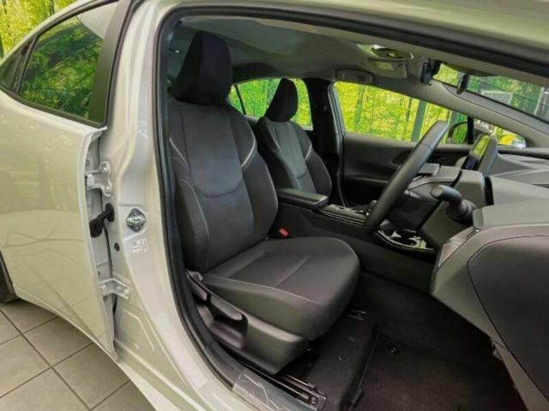 PRIUS-7