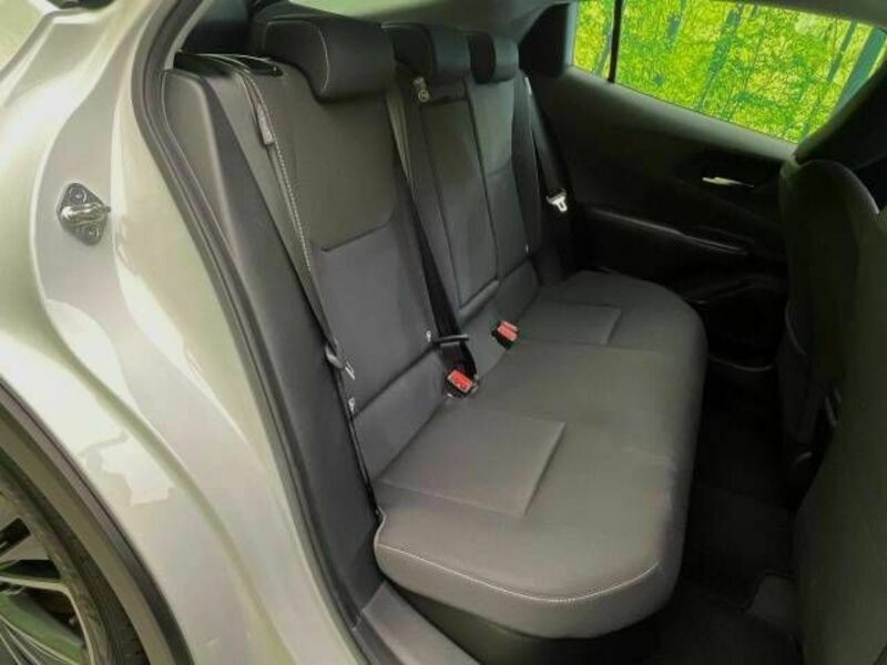 PRIUS-8