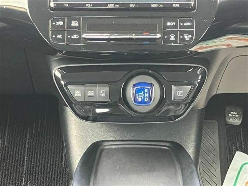 PRIUS-14