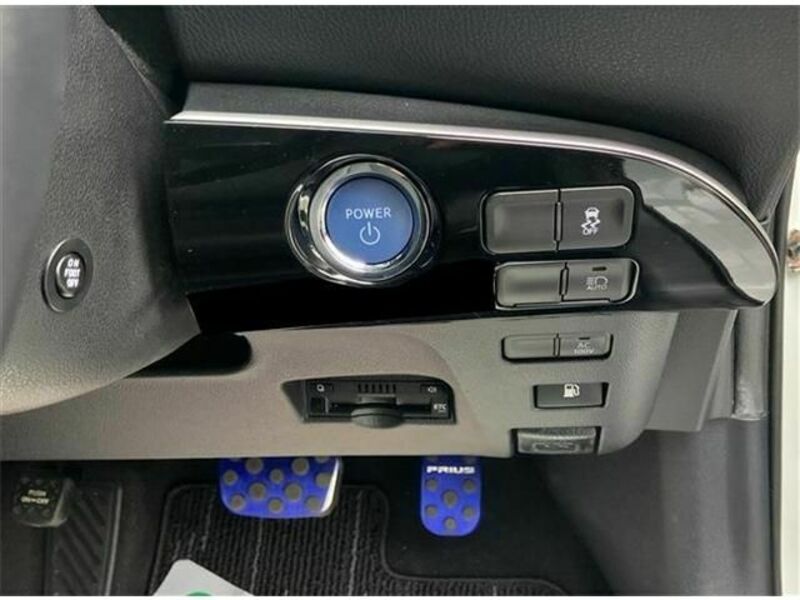 PRIUS-18