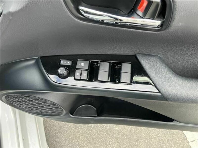 PRIUS-26