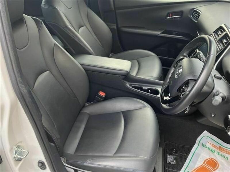 PRIUS-27