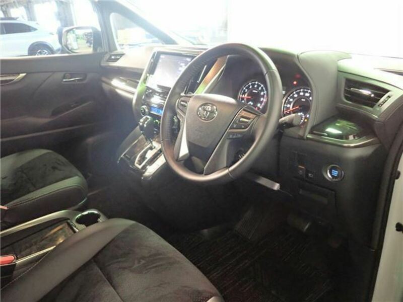 ALPHARD-9