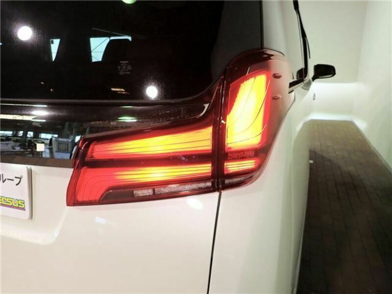 ALPHARD-32