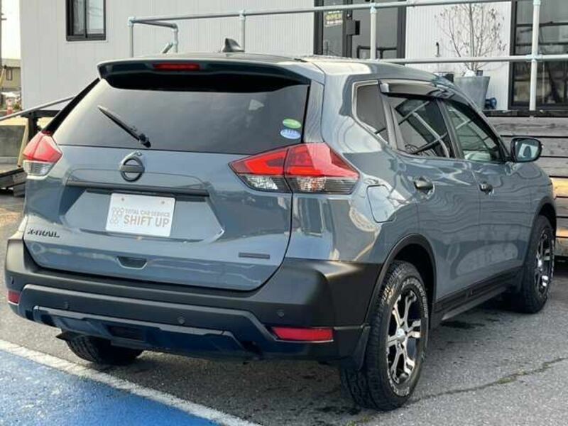 X-TRAIL-4