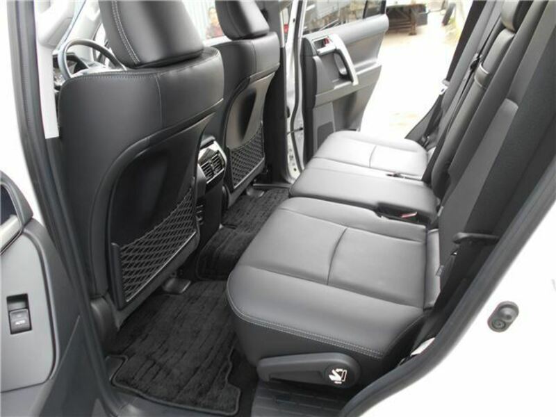 LAND CRUISER PRADO-11