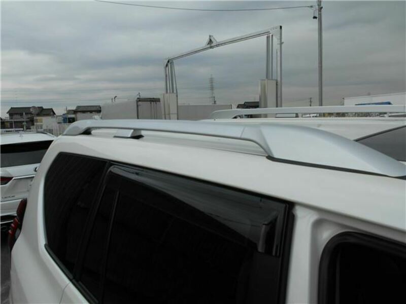 LAND CRUISER PRADO-23