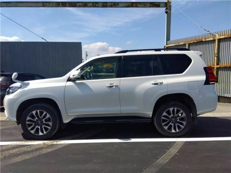 LAND CRUISER PRADO-6