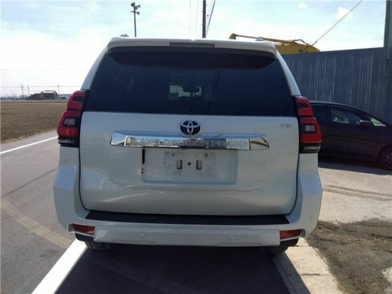 LAND CRUISER PRADO-8