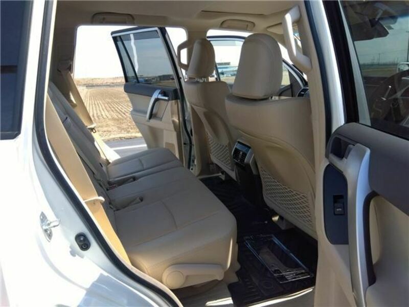 LAND CRUISER PRADO-10