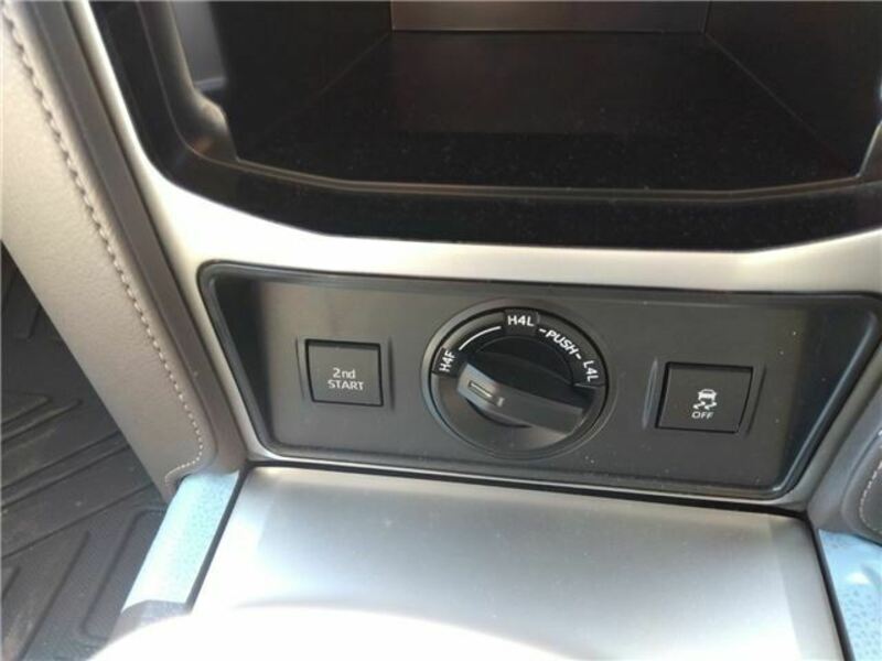LAND CRUISER PRADO-26