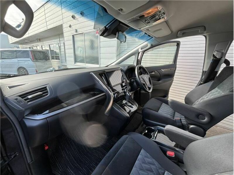 ALPHARD-9