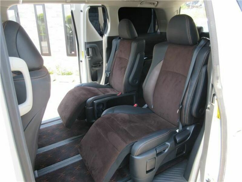 ALPHARD-43
