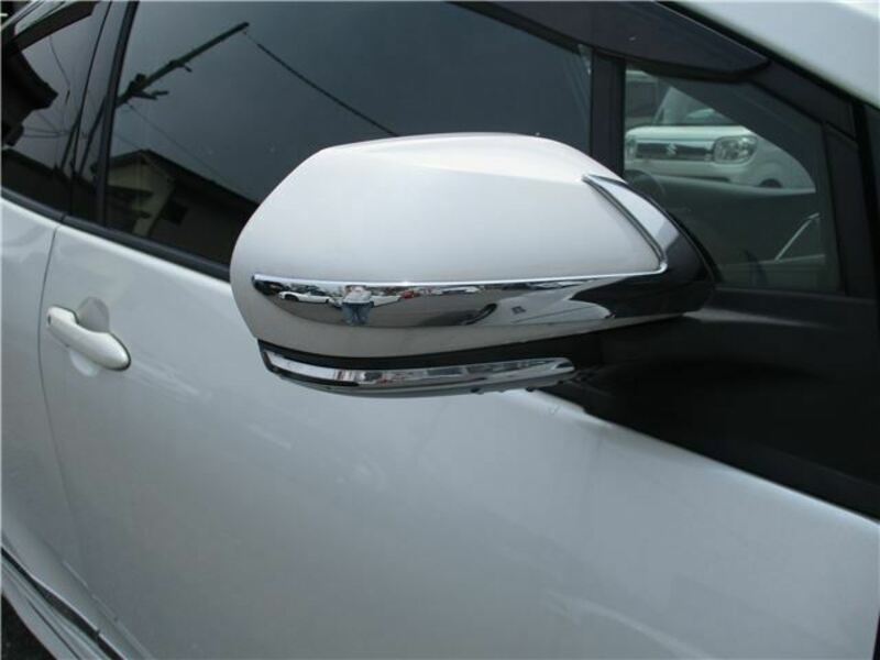 PRIUS PHV-9