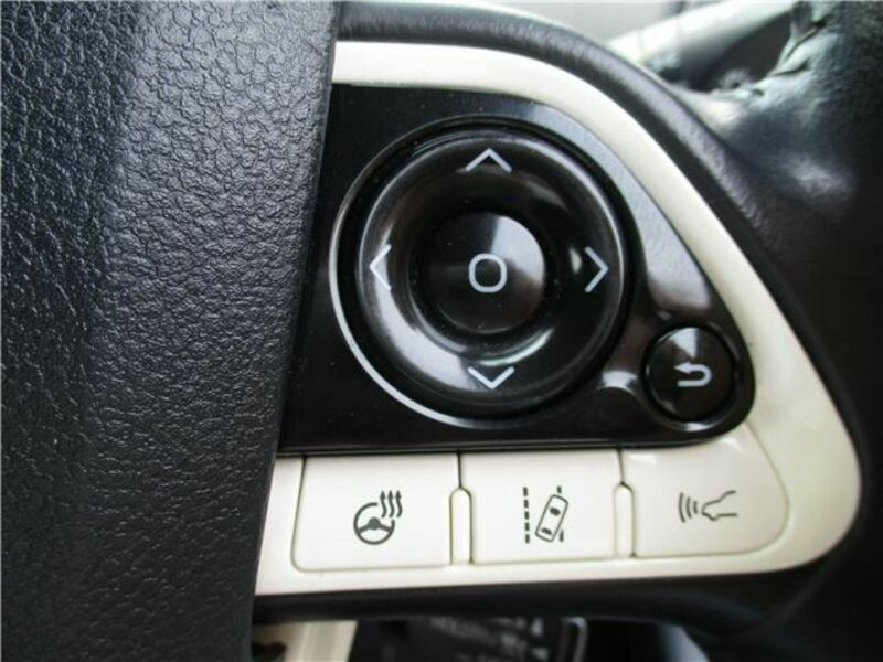 PRIUS PHV-26