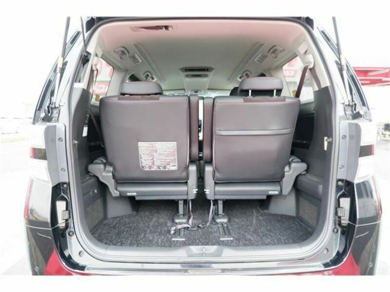 VELLFIRE-8