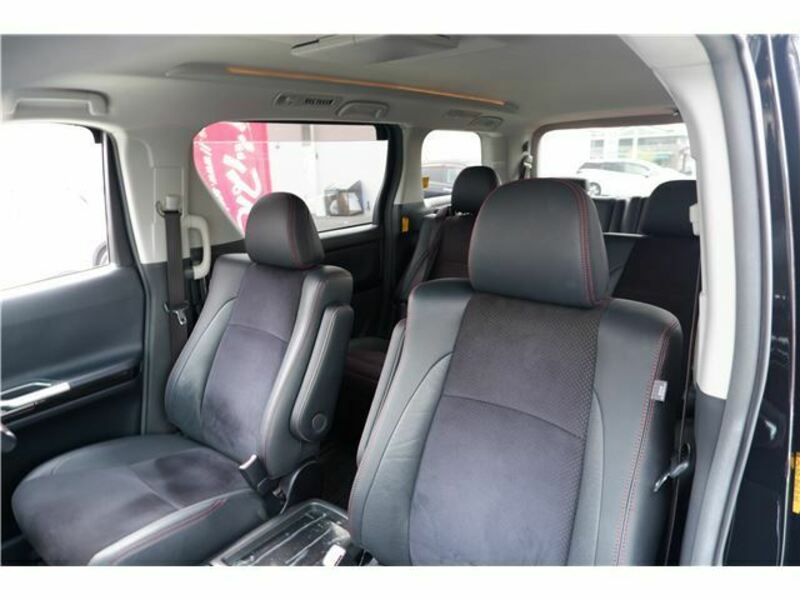VELLFIRE-10