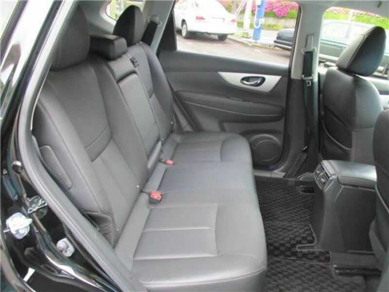 X-TRAIL-47