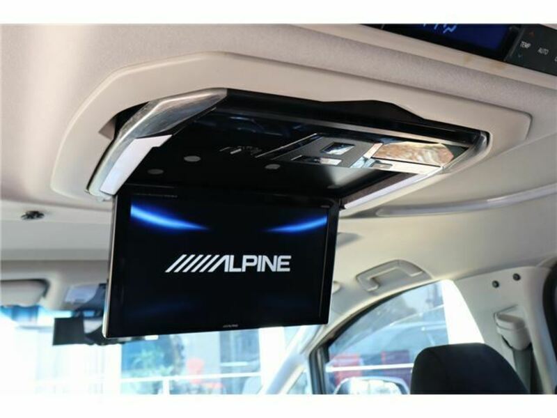 VELLFIRE-5