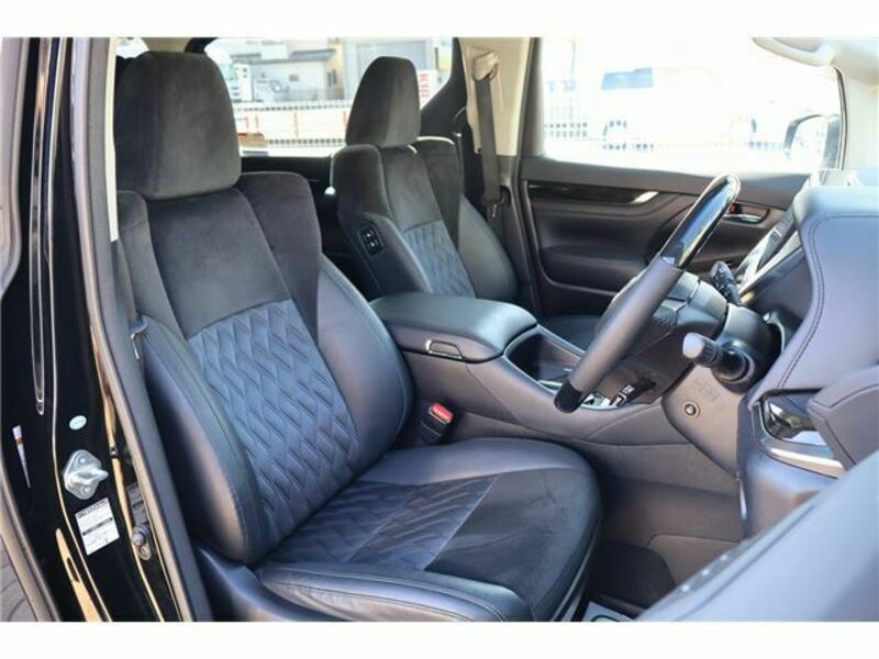 VELLFIRE-8