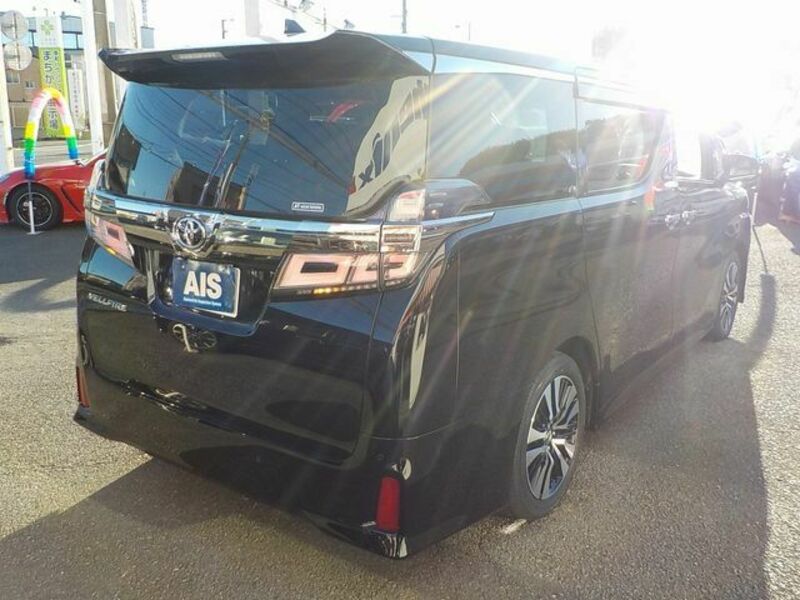VELLFIRE-2