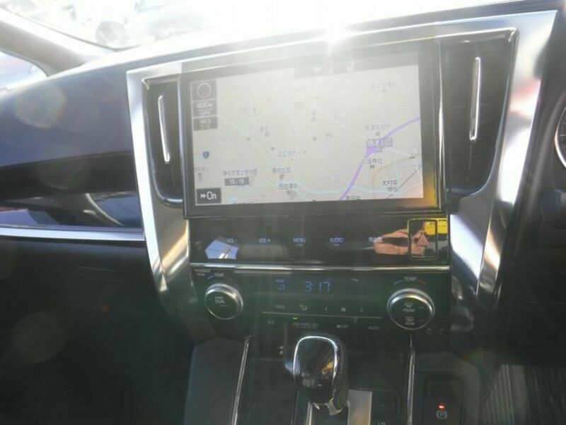 VELLFIRE-18