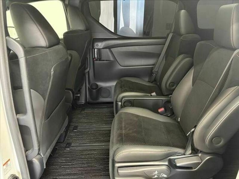 ALPHARD-18