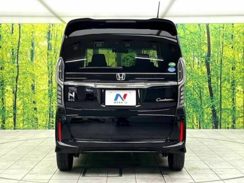 N BOX CUSTOM-15