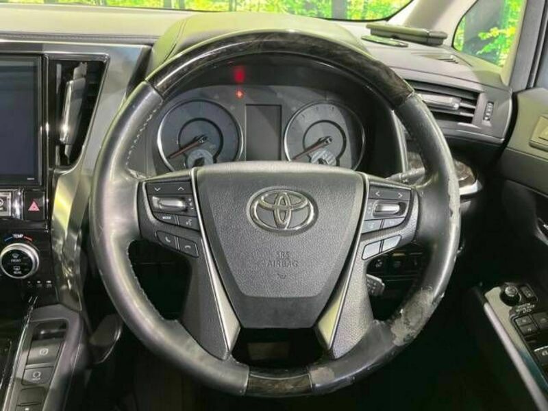 VELLFIRE-12