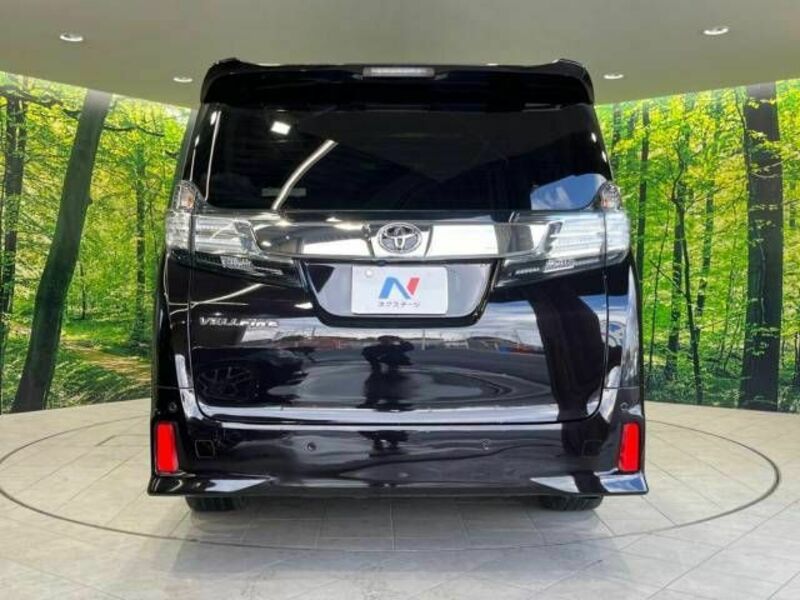 VELLFIRE-16