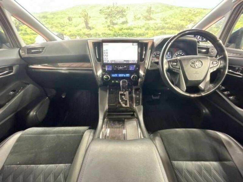 VELLFIRE-1