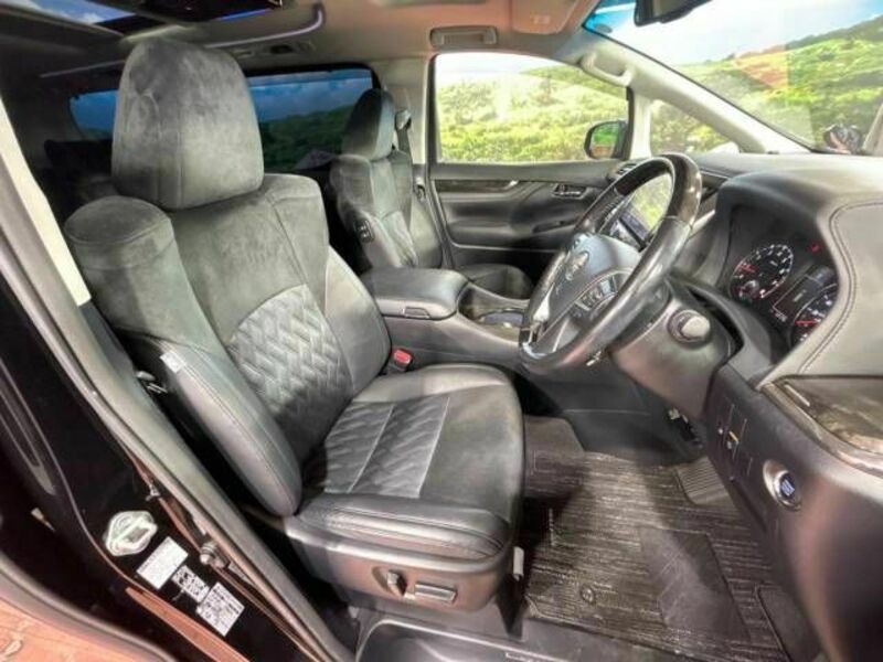 VELLFIRE-8
