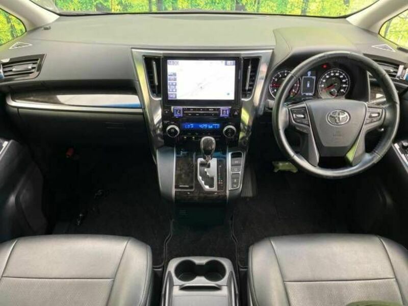 VELLFIRE-1