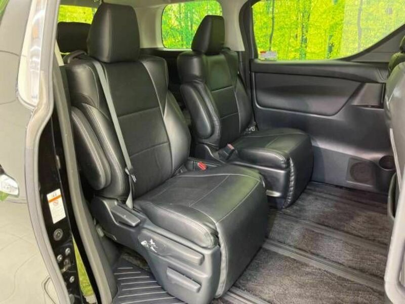 VELLFIRE-8