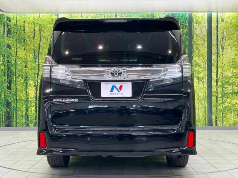 VELLFIRE-15
