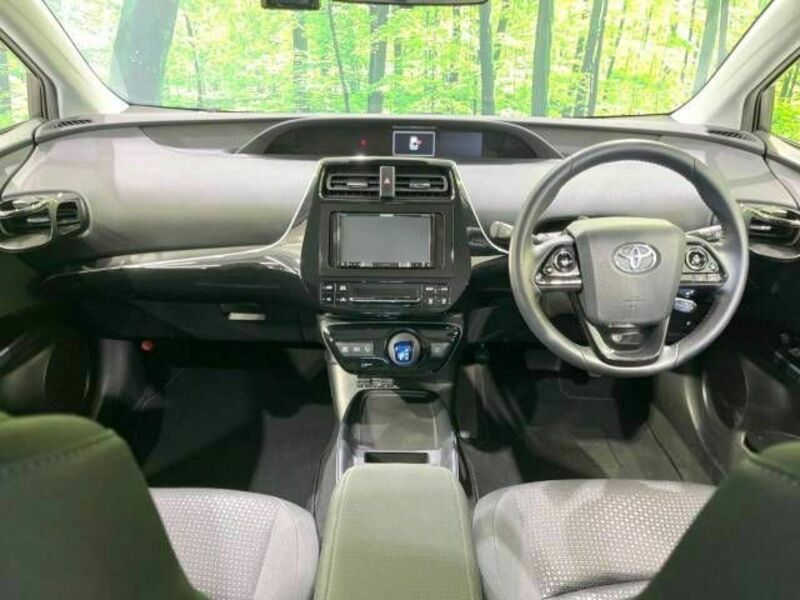 PRIUS-1